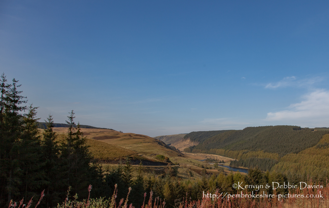 Llyn Brianne is an artificial resevoir which was completed in the early 70s by the Wimpey Construction to regulate the flow in the River Tywi.